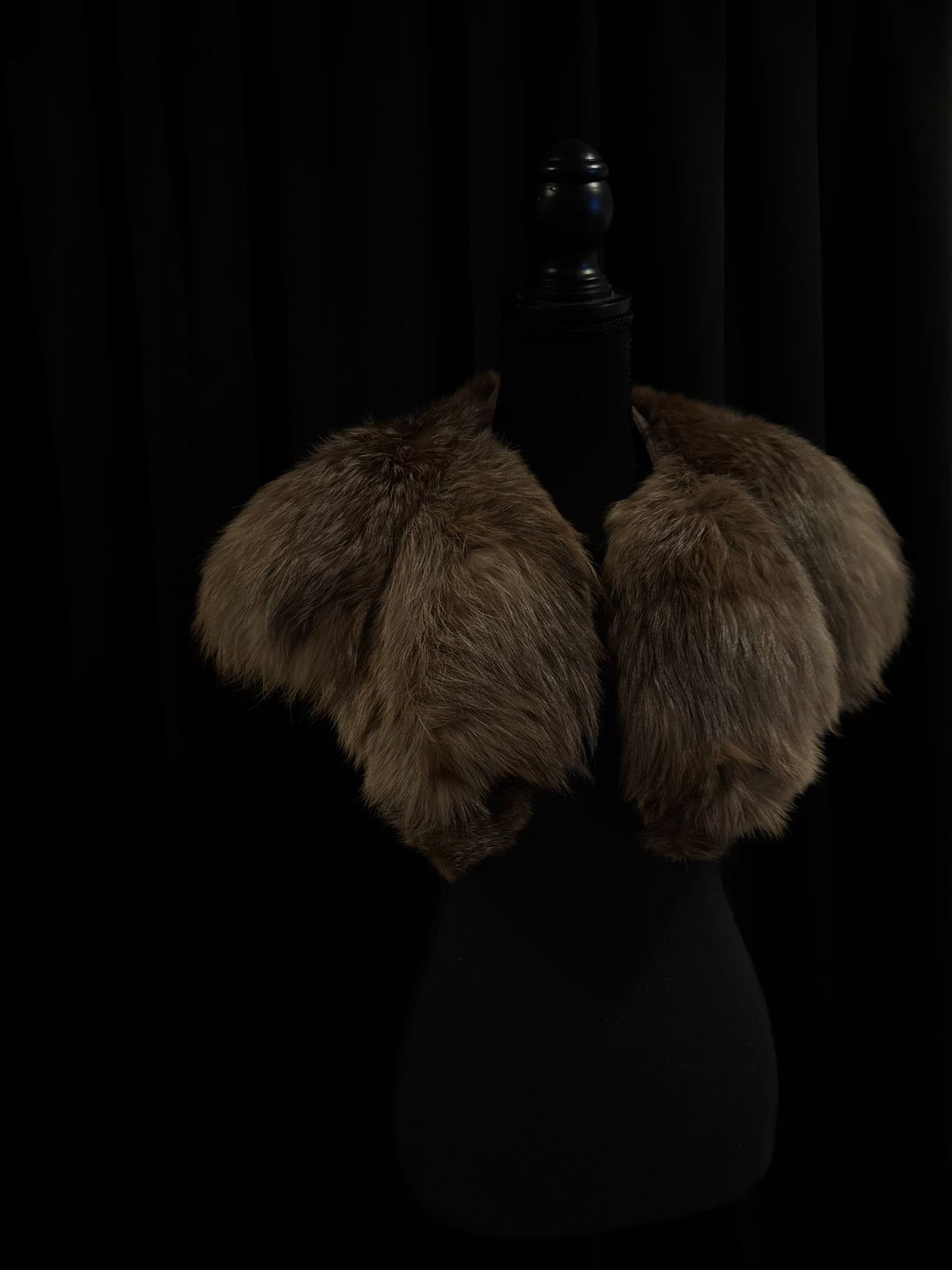 Lot 2 Vintage Fox fur shawl