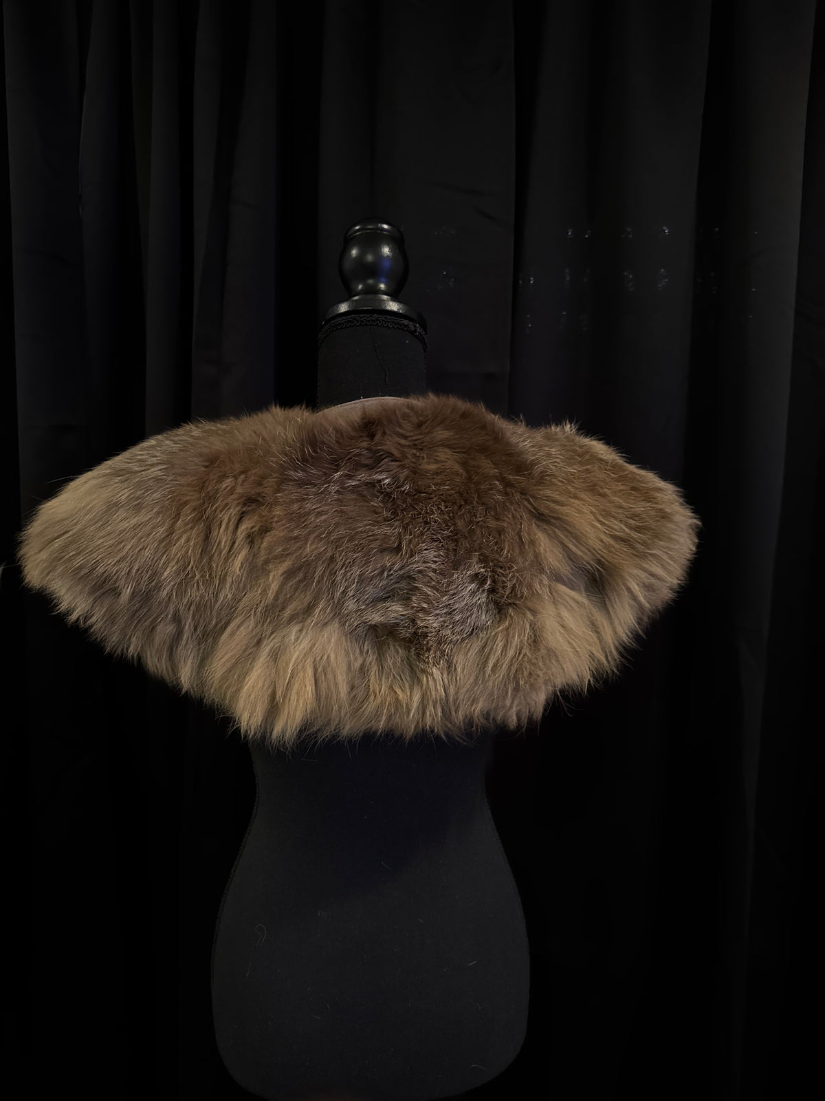 Lot 2 Vintage Fox fur shawl