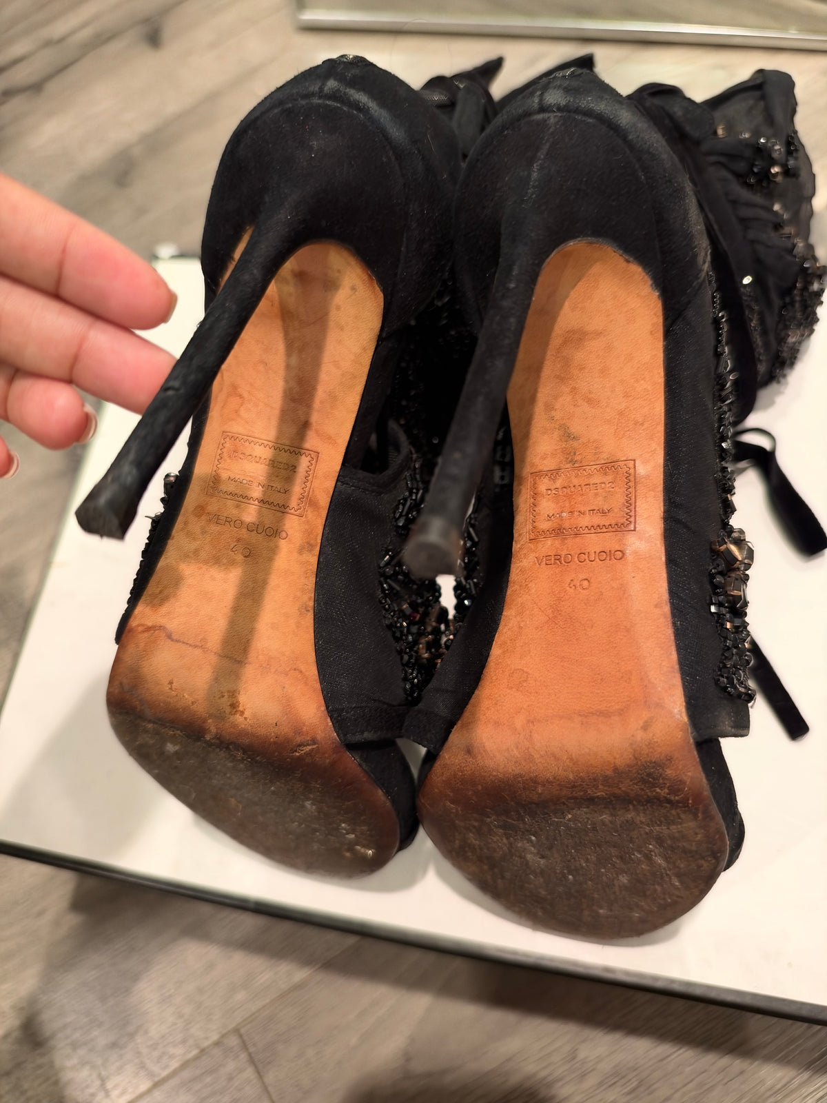 Dsquared2 Victorian heel