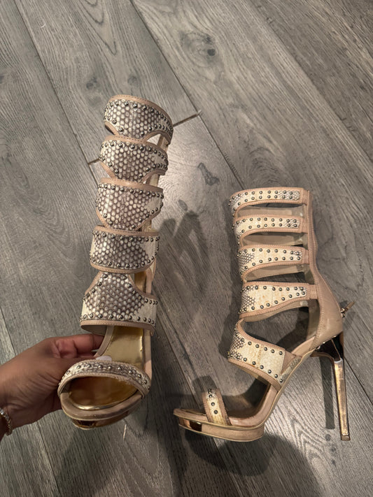 bcbgmaxazria gladiator heels